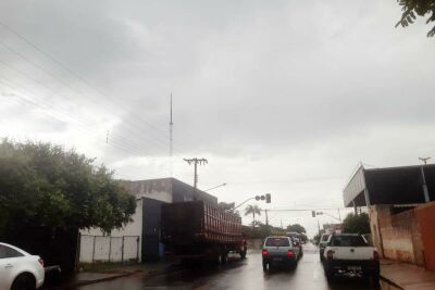 Imagem da notícia Chuva acima da média causa alagamentos em Paranaíba; obra promete resolver problemas de escoamento